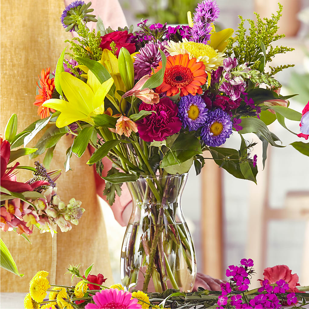Bold & Bright – A Florist Original – MC MAHON'S HOUSE OF FLOWERS INC, Kingston ON