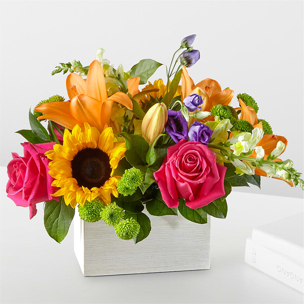 Best Day Box Bouquet – MC MAHON'S HOUSE OF FLOWERS INC, Kingston ON