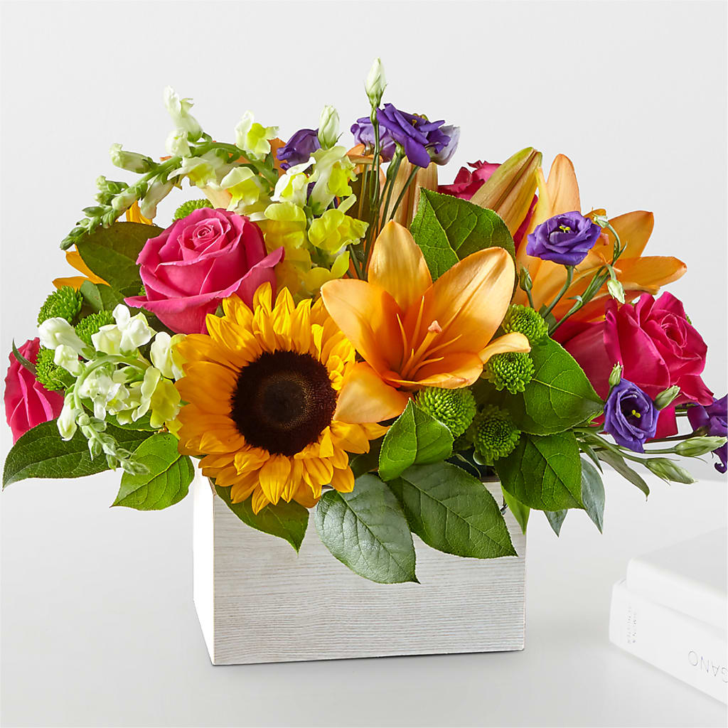 Best Day Box Bouquet – MC MAHON'S HOUSE OF FLOWERS INC, Kingston ON