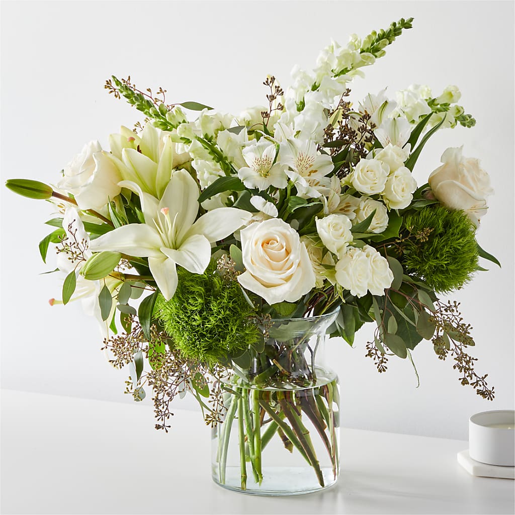 Fresh Linen Bouquet – MC MAHON'S HOUSE OF FLOWERS INC, Kingston ON