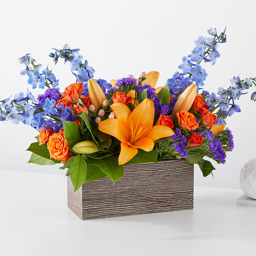 Radiant Citrus Box Bouquet – MC MAHON'S HOUSE OF FLOWERS INC, Kingston ON