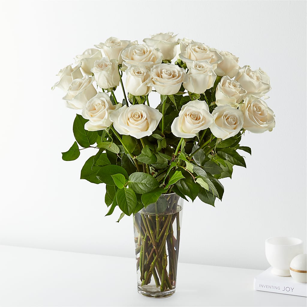 Long Stem White Rose Bouquet – MC MAHON'S HOUSE OF FLOWERS INC, Kingston ON