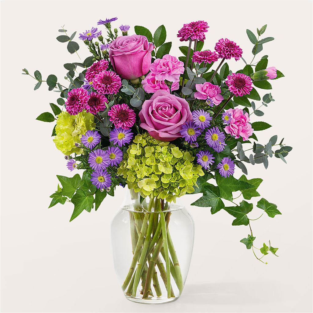 Whispering Garden Bouquet – MC MAHON'S HOUSE OF FLOWERS INC, Kingston ON