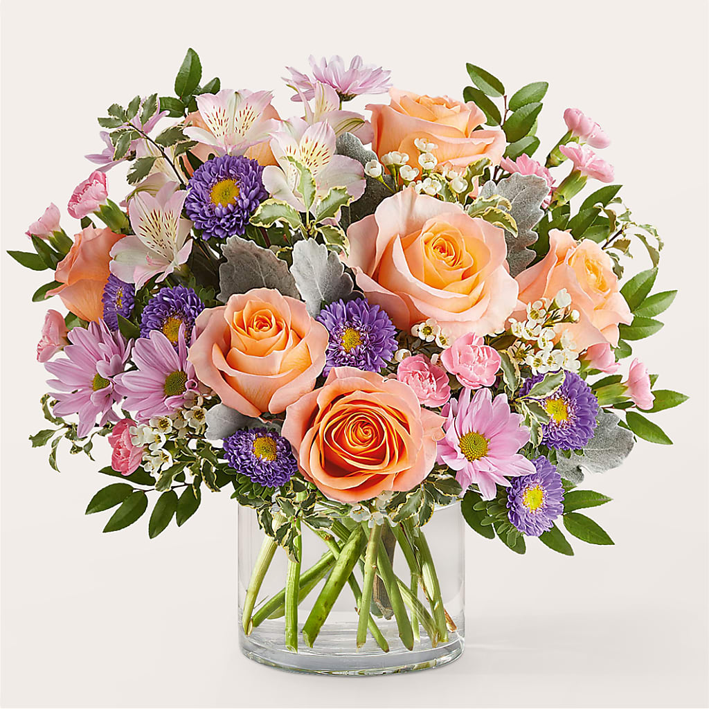 Glimmer Bouquet – MC MAHON'S HOUSE OF FLOWERS INC, Kingston ON