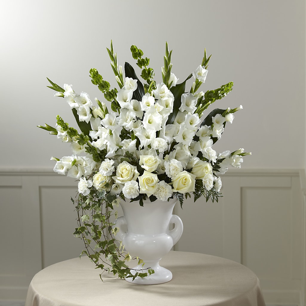 Fond Reflections Arrangement – MC MAHON'S HOUSE OF FLOWERS INC, Kingston ON
