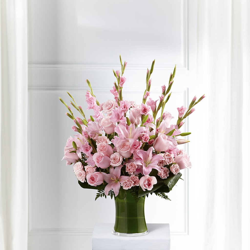 Lovely Tribute Bouquet – MC MAHON'S HOUSE OF FLOWERS INC, Kingston ON