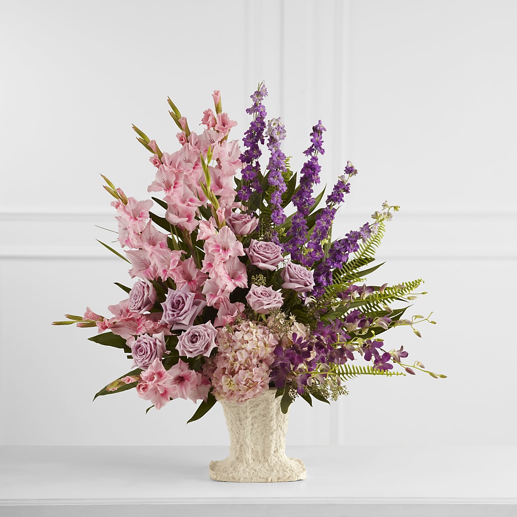 Flowing Garden Arrangement – MC MAHON'S HOUSE OF FLOWERS INC, Kingston ON
