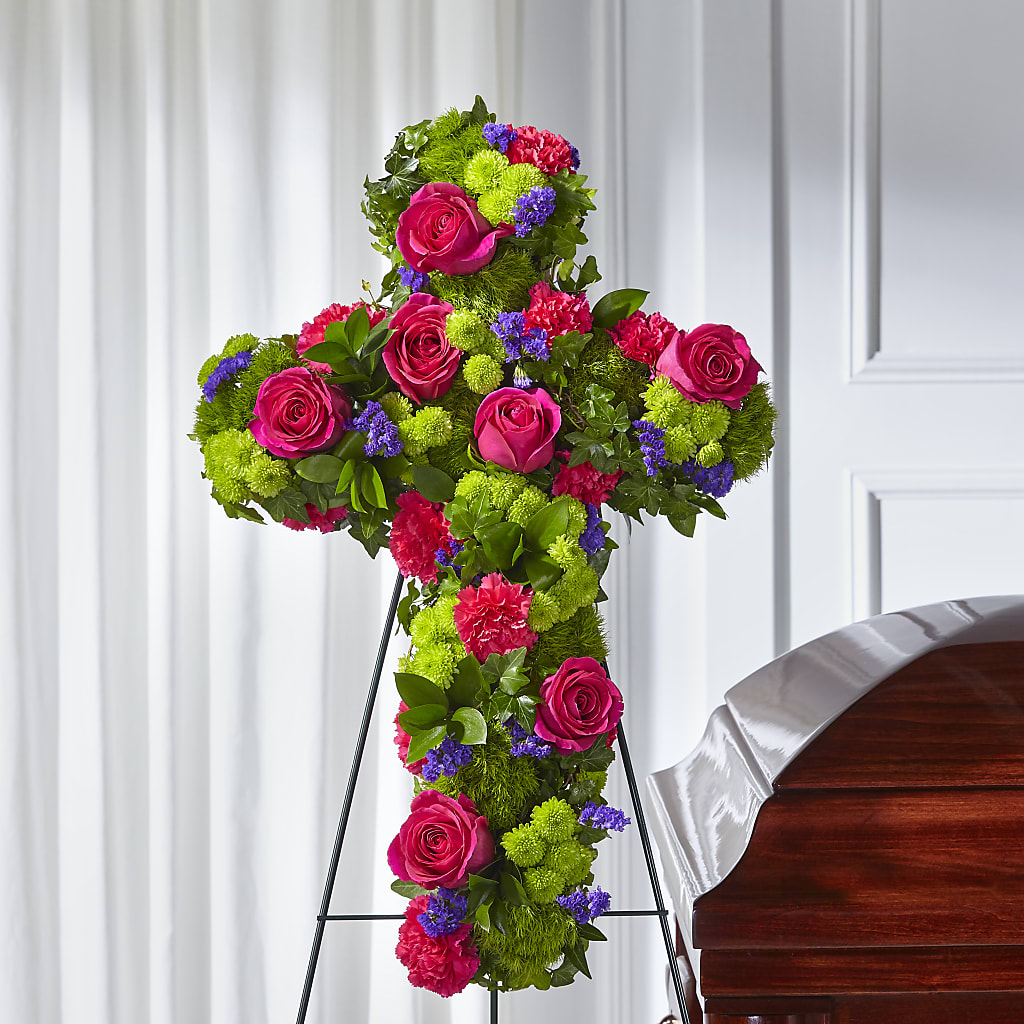 Tribute Rose Floral Cross – MC MAHON'S HOUSE OF FLOWERS INC, Kingston ON