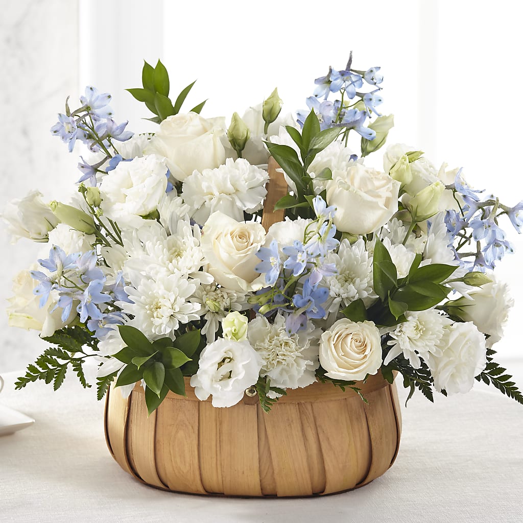 Sincerely Heartfelt Basket – MC MAHON'S HOUSE OF FLOWERS INC, Kingston ON
