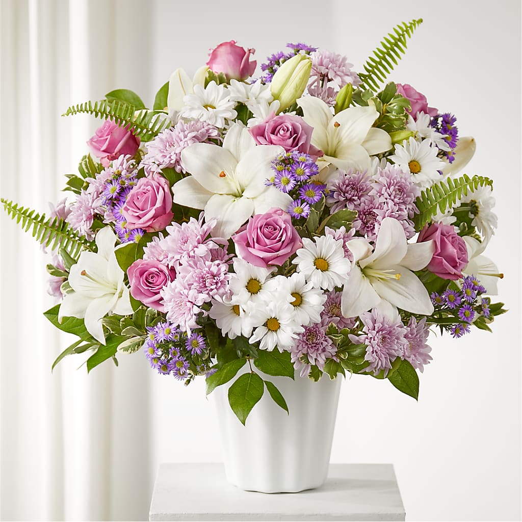Warmest Thoughts Tabletop Basket – MC MAHON'S HOUSE OF FLOWERS INC, Kingston ON