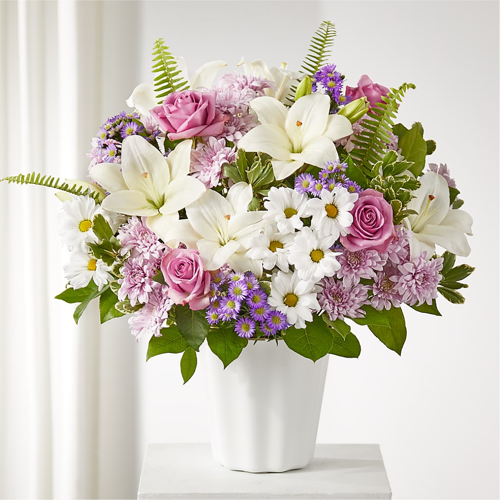 Warmest Thoughts Tabletop Basket – MC MAHON'S HOUSE OF FLOWERS INC, Kingston ON