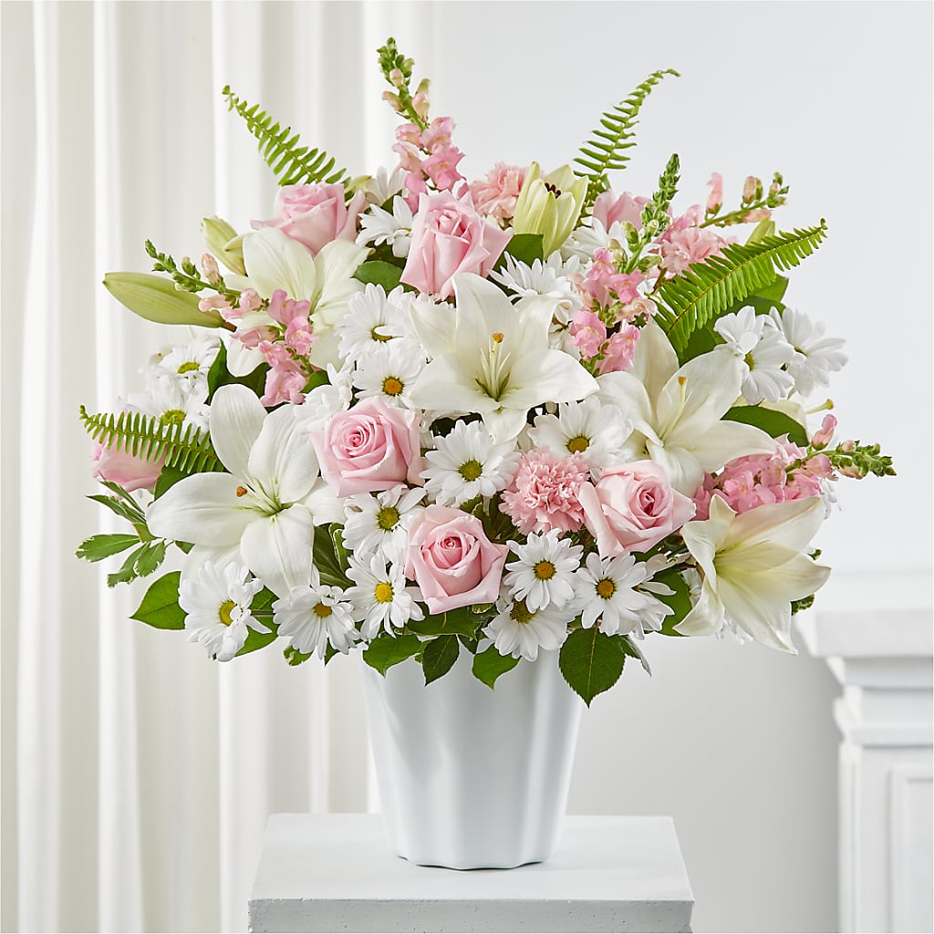 Soft Touch Tabletop Basket – MC MAHON'S HOUSE OF FLOWERS INC, Kingston ON