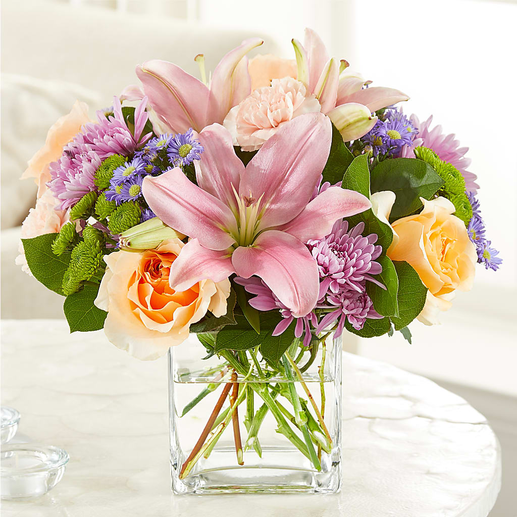 Delicate Details Bouquet – MC MAHON'S HOUSE OF FLOWERS INC, Kingston ON