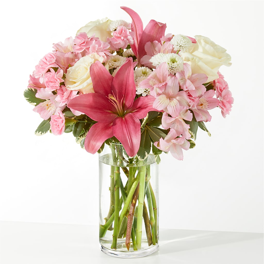 Piece of Cake Bouquet – MC MAHON'S HOUSE OF FLOWERS INC, Kingston ON