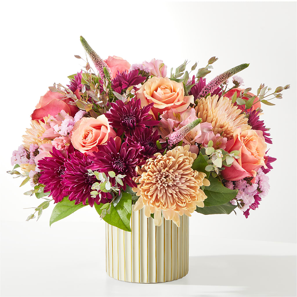 Berry Cobbler Bouquet with Ivory Vase – MC MAHON'S HOUSE OF FLOWERS INC, Kingston ON