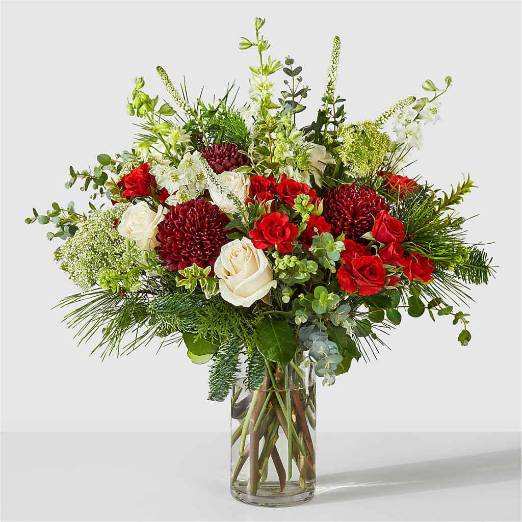 Favorite Traditions Bouquet – MC MAHON'S HOUSE OF FLOWERS INC, Kingston ON