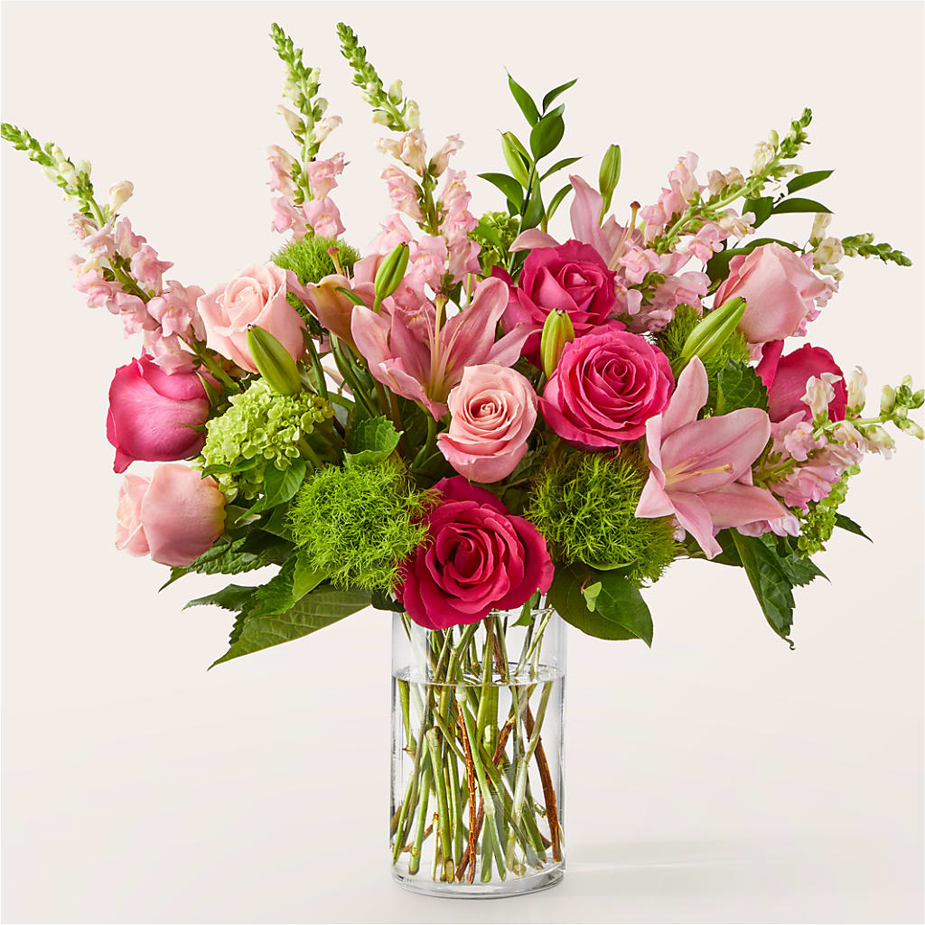 Fit for a Queen Luxury Bouquet – MC MAHON'S HOUSE OF FLOWERS INC, Kingston ON