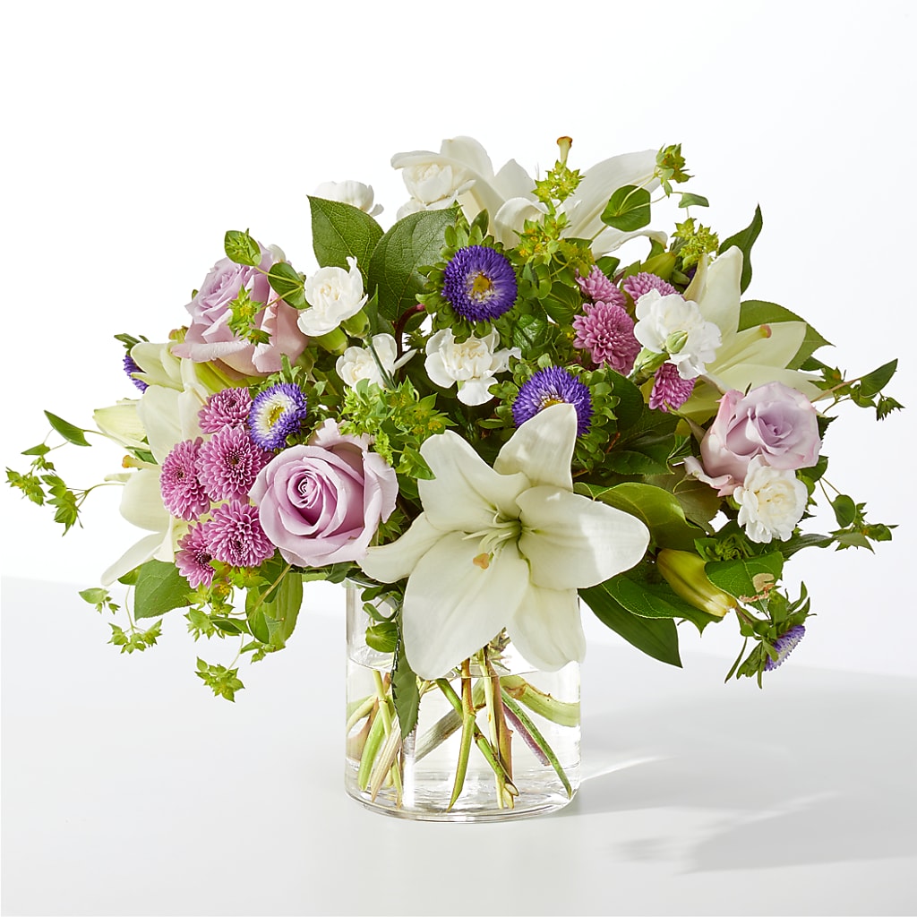 April Showers Bouquet – MC MAHON'S HOUSE OF FLOWERS INC, Kingston ON