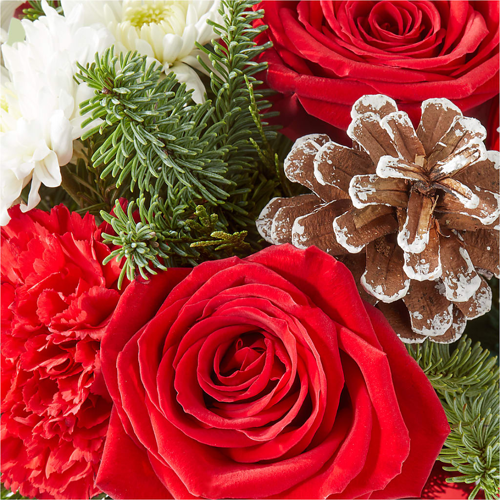 Christmas Village Ornament – MC MAHON'S HOUSE OF FLOWERS INC, Kingston ON