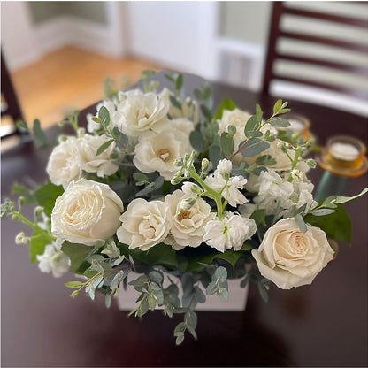 Fresh Linen Box Bouquet – MC MAHON'S HOUSE OF FLOWERS INC, Kingston ON