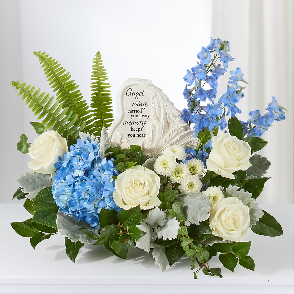 Dearest Arrangement – MC MAHON'S HOUSE OF FLOWERS INC, Kingston ON