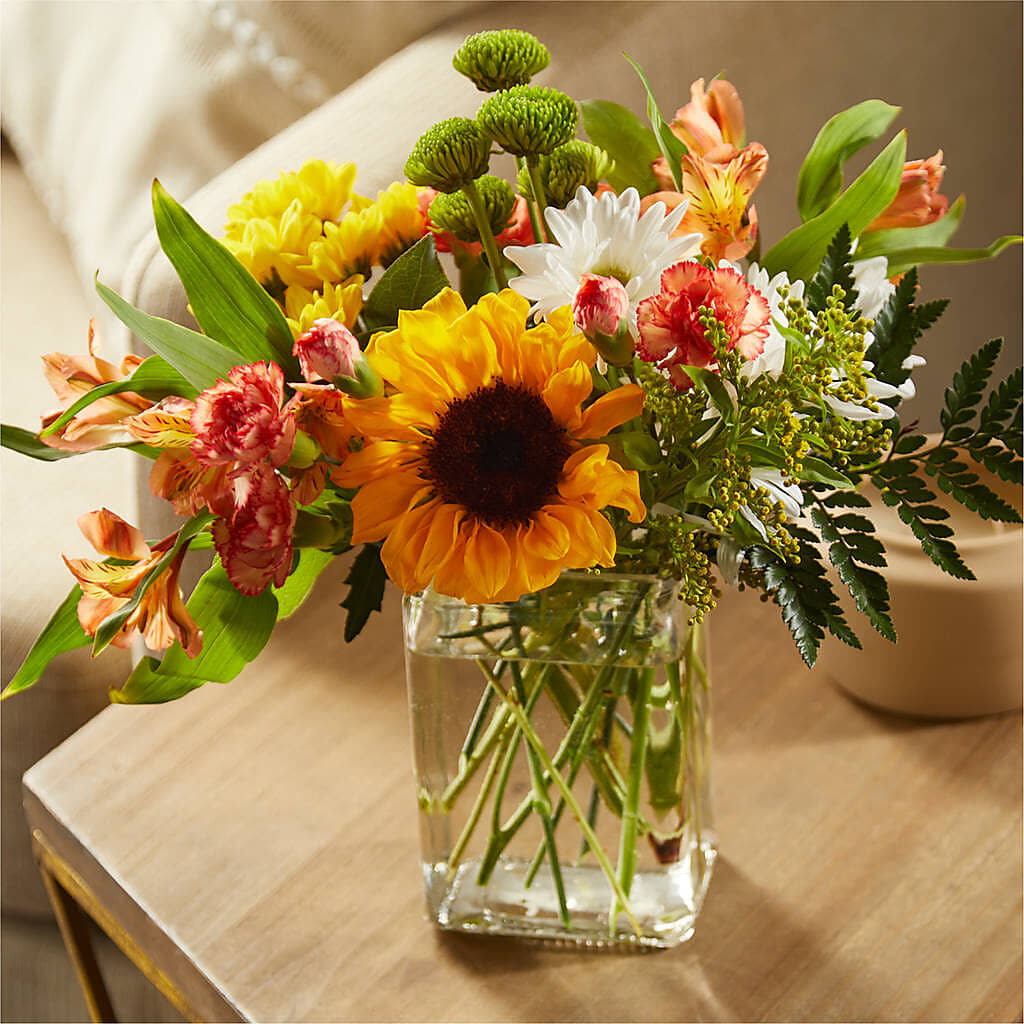 Fall Delight – A Florist Original – MC MAHON'S HOUSE OF FLOWERS INC, Kingston ON
