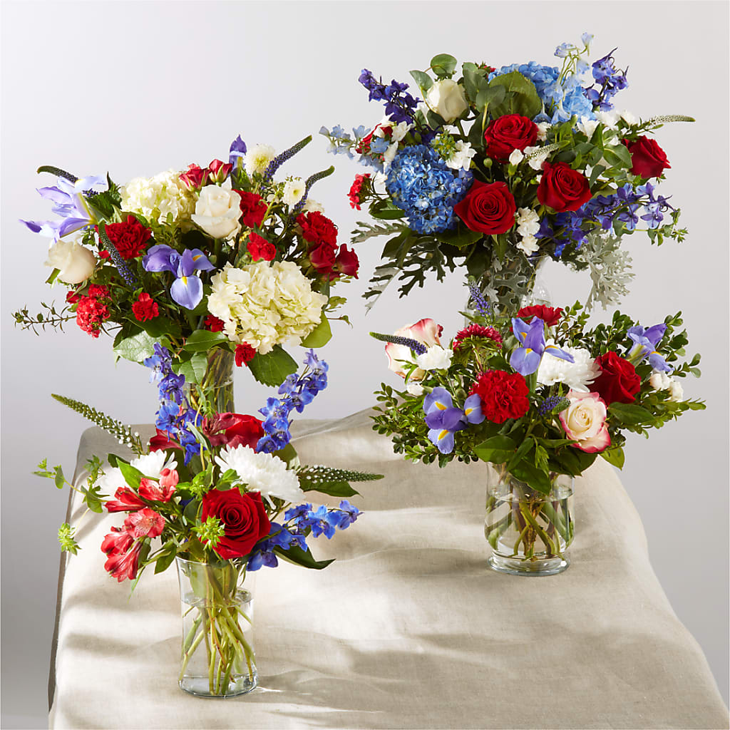 Star Spangled - A Florist Original – MC MAHON'S HOUSE OF FLOWERS INC, Kingston ON