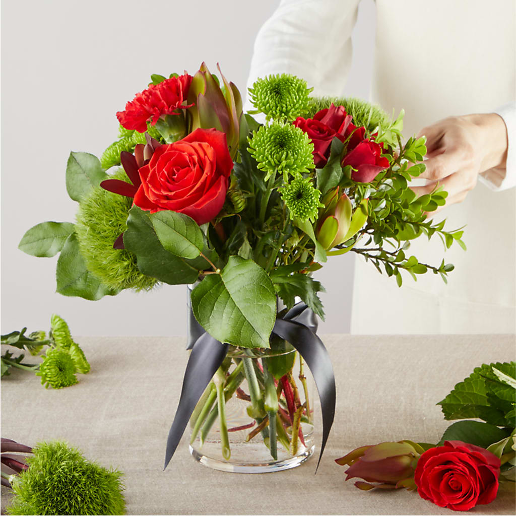 Heritage Kindle – A Florist Original – MC MAHON'S HOUSE OF FLOWERS INC, Kingston ON