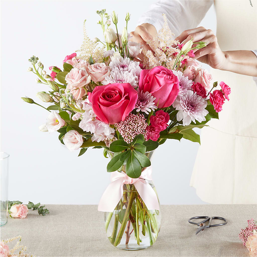 Pink Ribbon - A Florist Original – MC MAHON'S HOUSE OF FLOWERS INC, Kingston ON