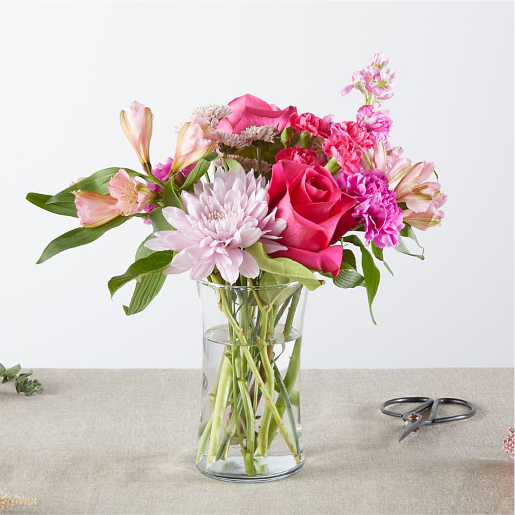 Pink Ribbon - A Florist Original – MC MAHON'S HOUSE OF FLOWERS INC, Kingston ON