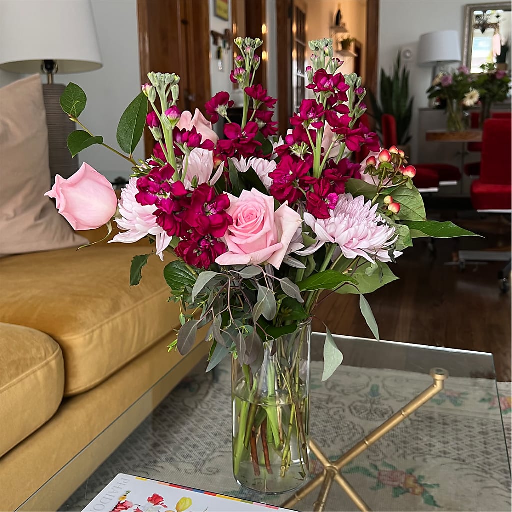 Sunday Morning Bouquet – MC MAHON'S HOUSE OF FLOWERS INC, Kingston ON