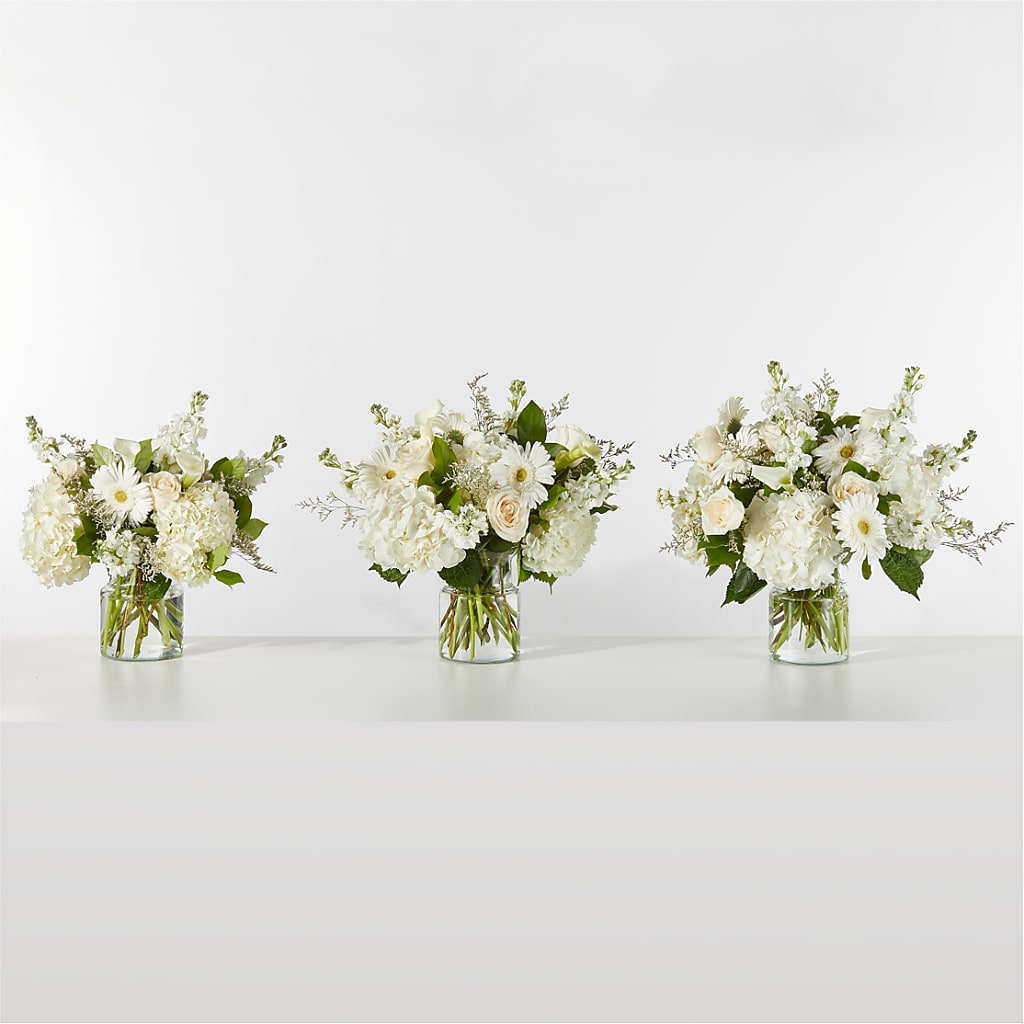 Sun-drenched Blooms Box Bouquet – MC MAHON'S HOUSE OF FLOWERS INC, Kingston ON