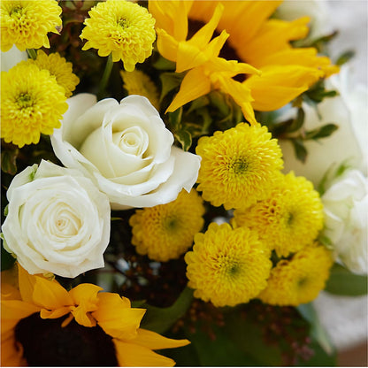 Luminous Morning Bouquet – MC MAHON'S HOUSE OF FLOWERS INC, Kingston ON