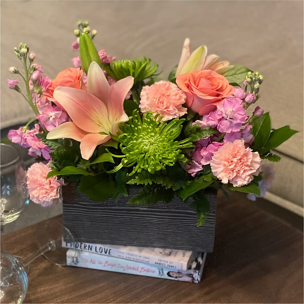 Beautiful Spirit Basket – MC MAHON'S HOUSE OF FLOWERS INC, Kingston ON