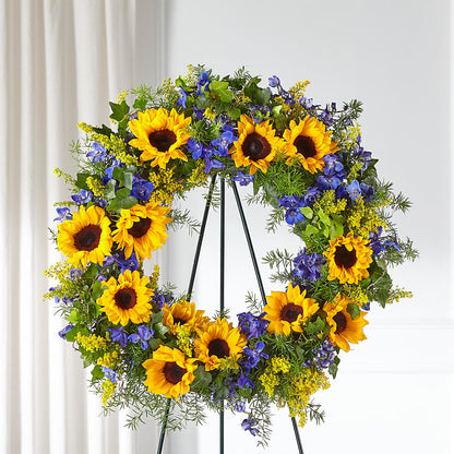 Bright Rays Wreath – MC MAHON'S HOUSE OF FLOWERS INC, Kingston ON