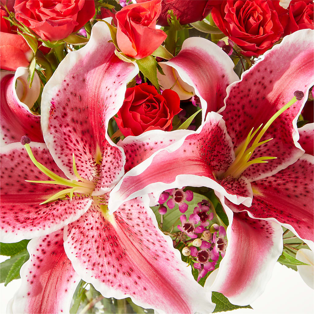 Match Made in Heaven Bouquet – MC MAHON'S HOUSE OF FLOWERS INC, Kingston ON