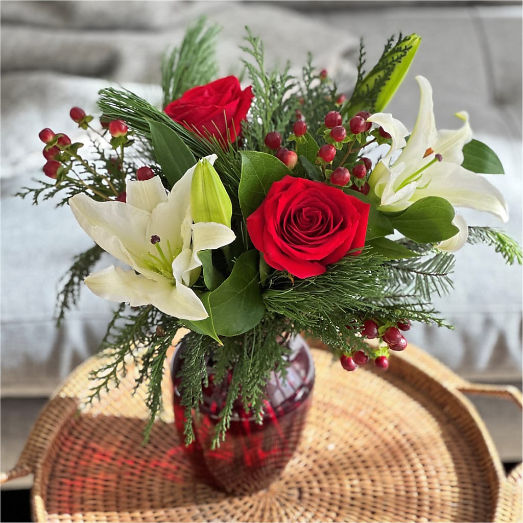 Evergreen Delight Bouquet – MC MAHON'S HOUSE OF FLOWERS INC, Kingston ON