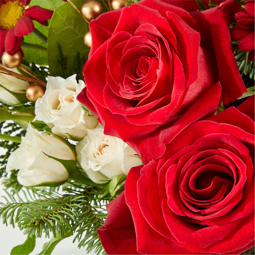 Believe Bouquet – MC MAHON'S HOUSE OF FLOWERS INC, Kingston ON
