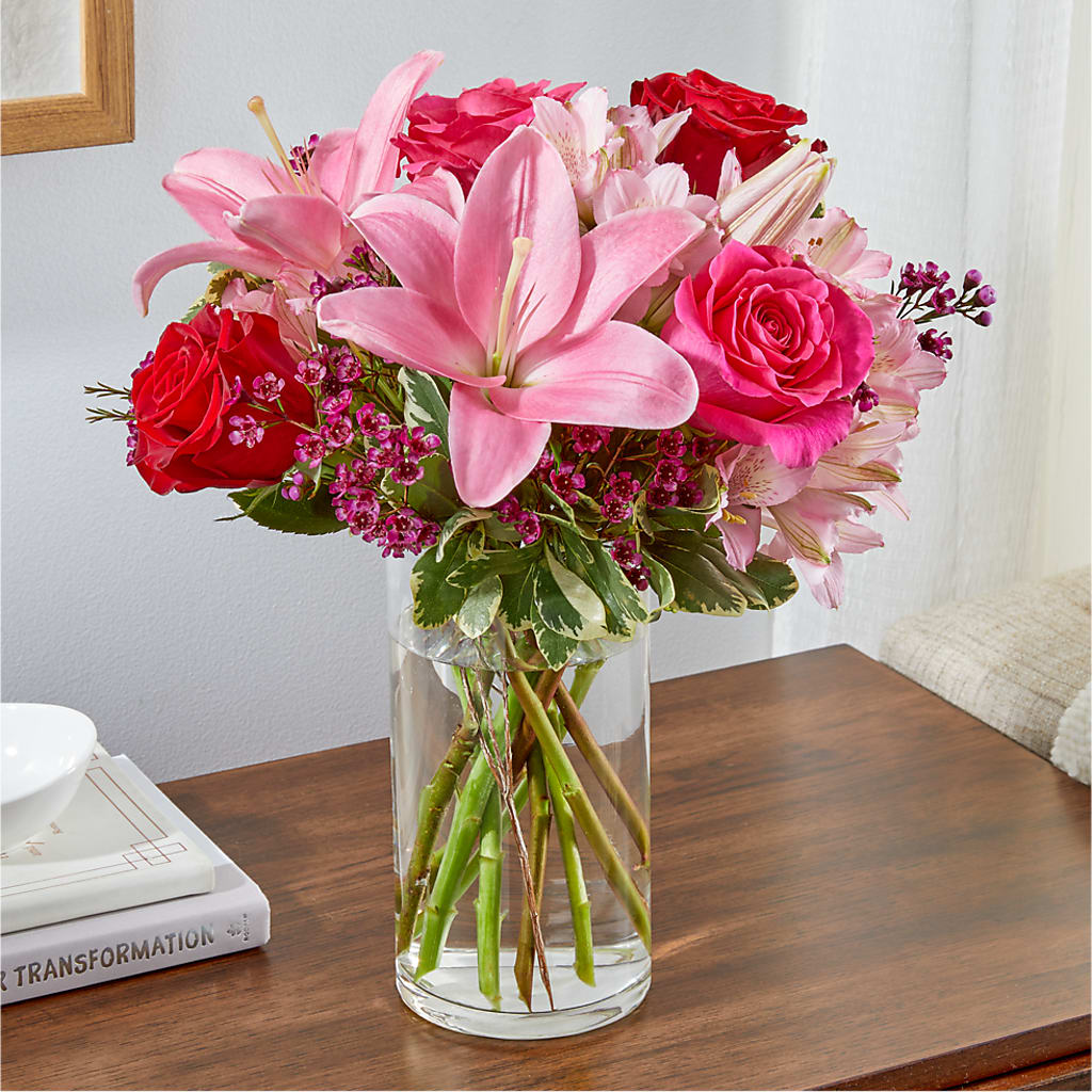 Lucky in Love Bouquet – MC MAHON'S HOUSE OF FLOWERS INC, Kingston ON