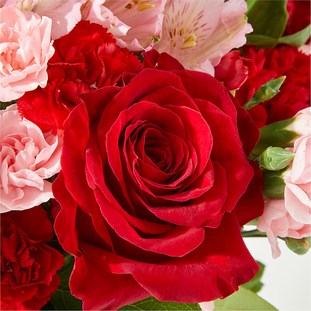 Candy Kisses Bouquet – MC MAHON'S HOUSE OF FLOWERS INC, Kingston ON