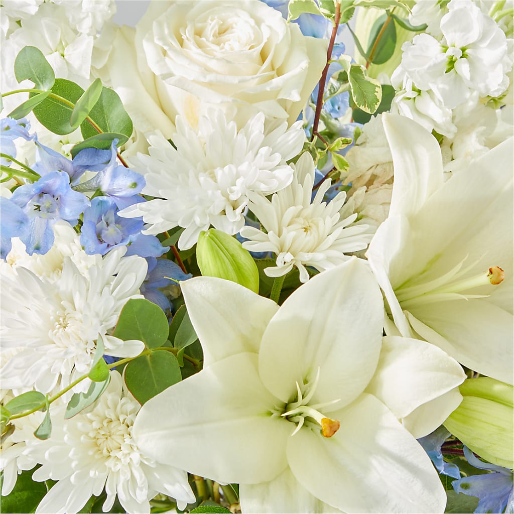 Peace of Mind Bouquet – MC MAHON'S HOUSE OF FLOWERS INC, Kingston ON