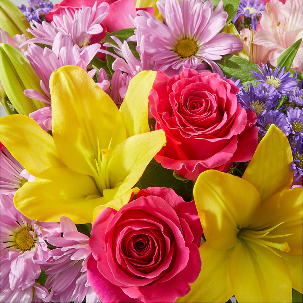 Sprinkles Bouquet – MC MAHON'S HOUSE OF FLOWERS INC, Kingston ON