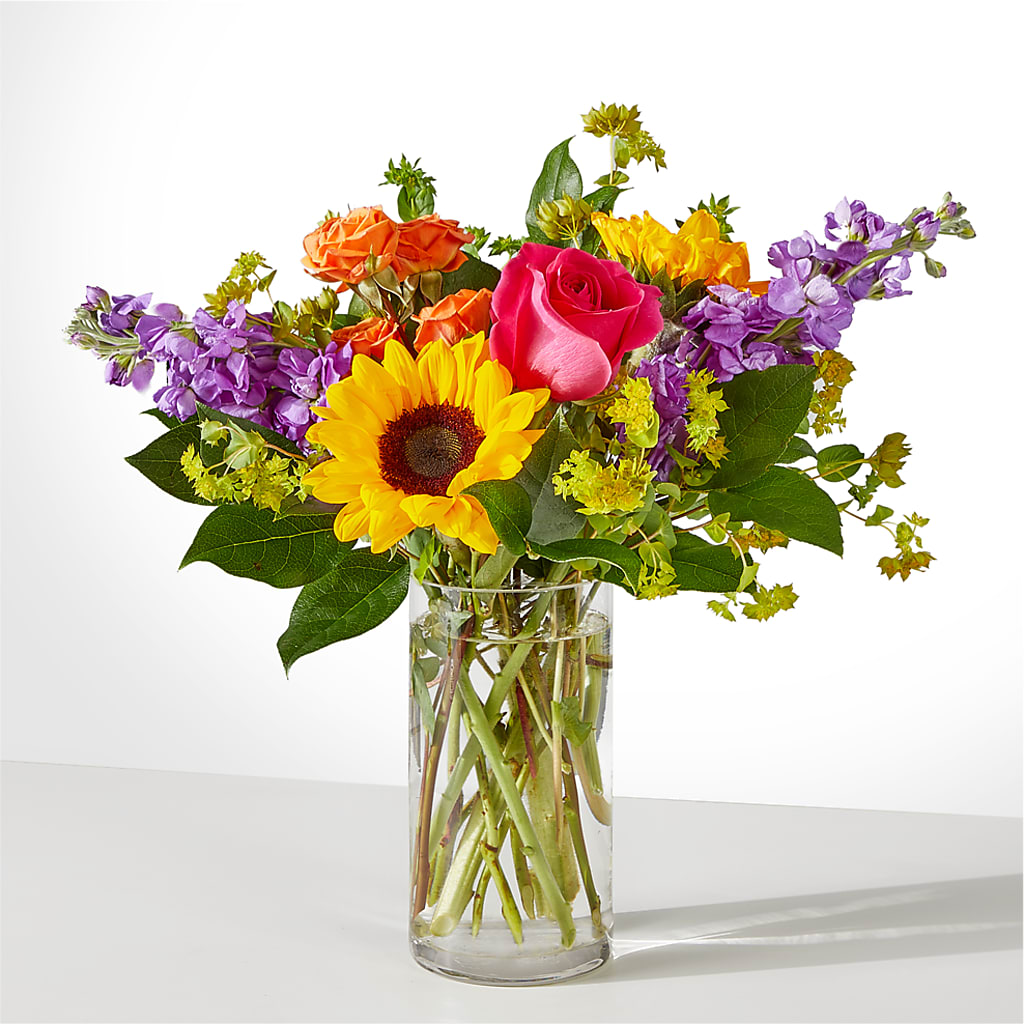 Vibrant Greetings Bouquet – MC MAHON'S HOUSE OF FLOWERS INC, Kingston ON
