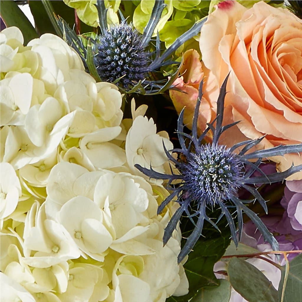 Porch Swing Bouquet – MC MAHON'S HOUSE OF FLOWERS INC, Kingston ON