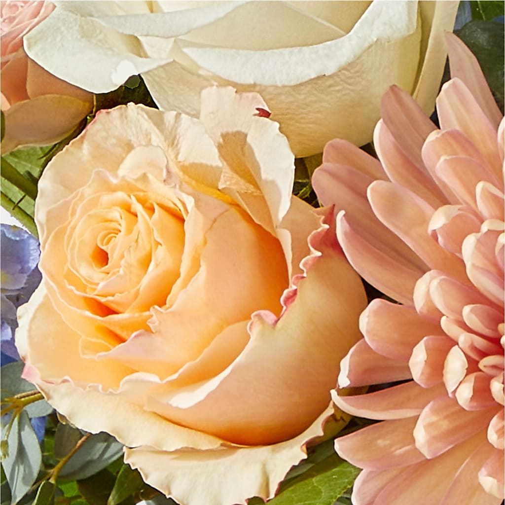 Inspired Bouquet – MC MAHON'S HOUSE OF FLOWERS INC, Kingston ON