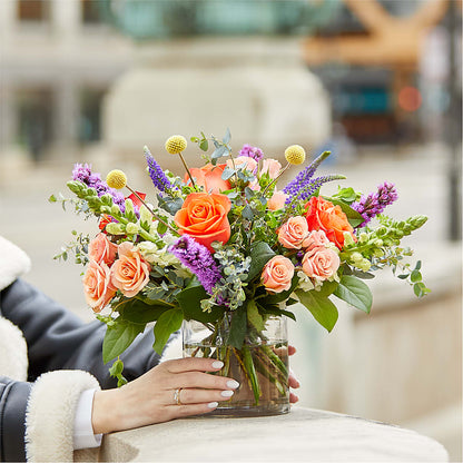 The Standout Bouquet – MC MAHON'S HOUSE OF FLOWERS INC, Kingston ON