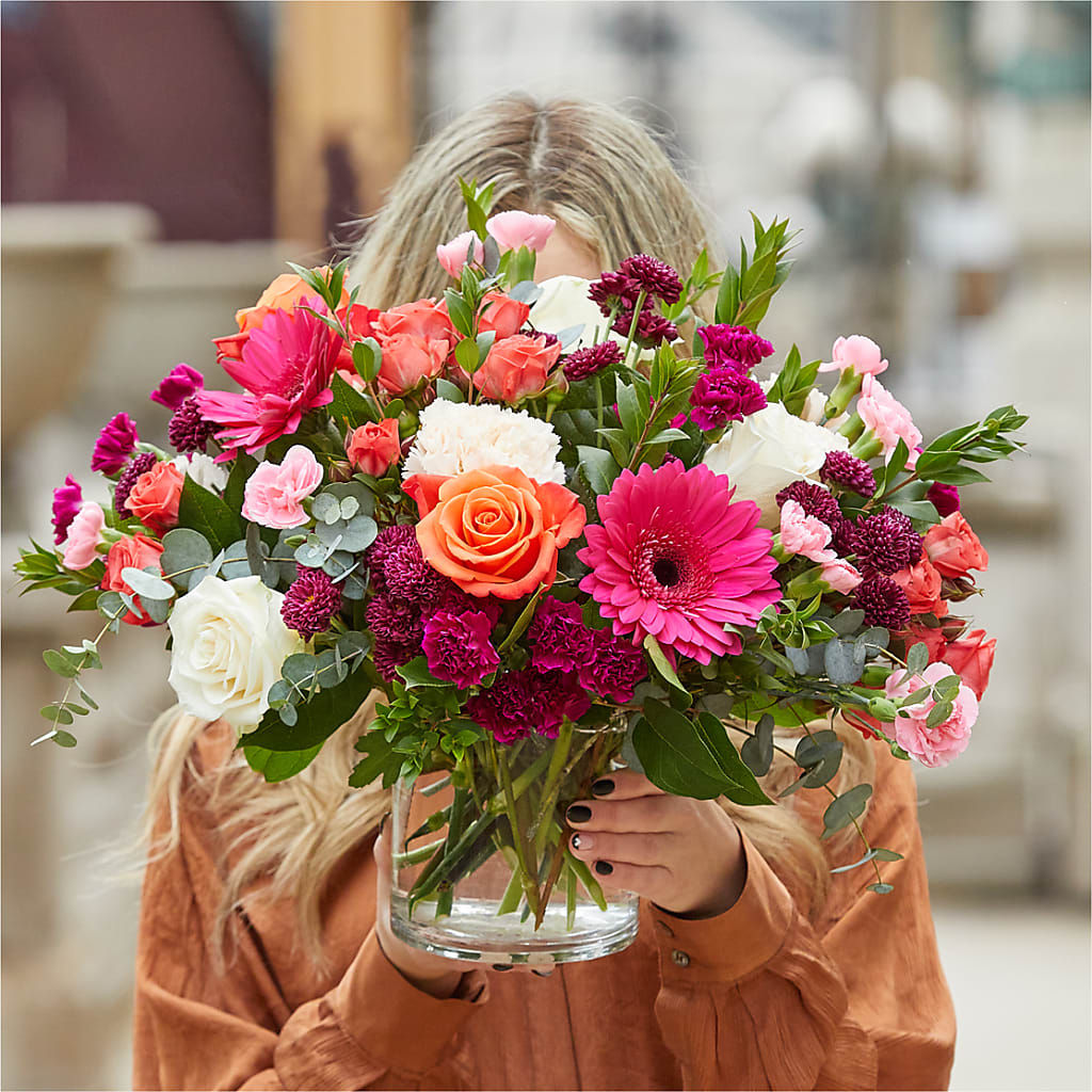Smell the Roses Bouquet – MC MAHON'S HOUSE OF FLOWERS INC, Kingston ON