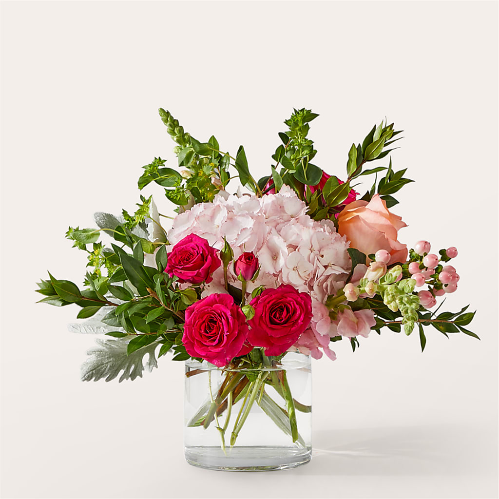 Glitz & Glam Bouquet – MC MAHON'S HOUSE OF FLOWERS INC, Kingston ON