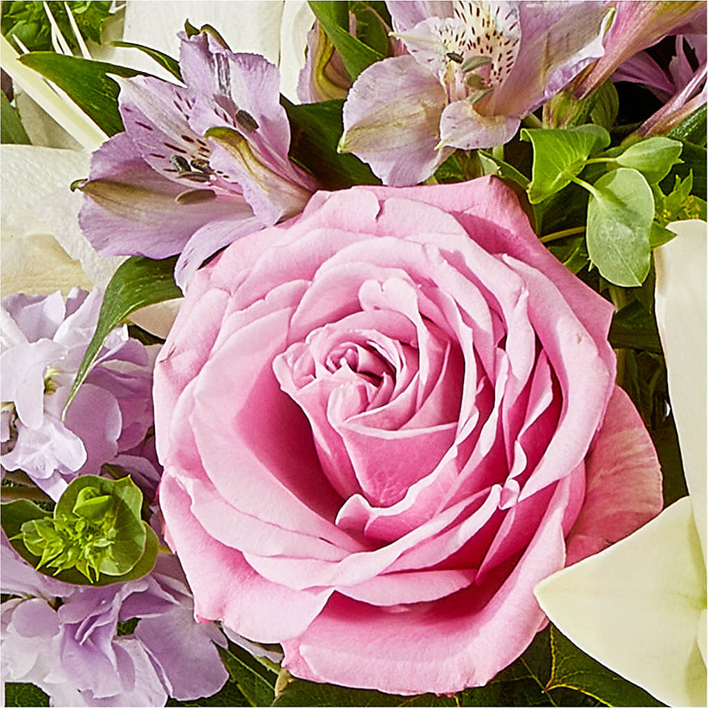 Daydreamer Bouquet – MC MAHON'S HOUSE OF FLOWERS INC, Kingston ON