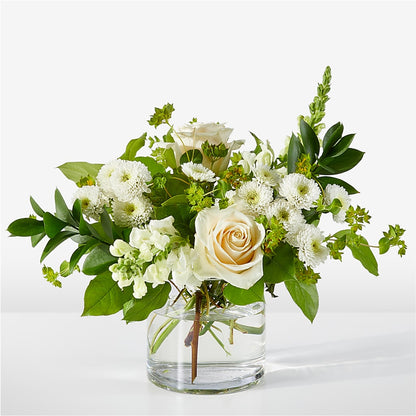 Hint of Vanilla Bouquet – MC MAHON'S HOUSE OF FLOWERS INC, Kingston ON